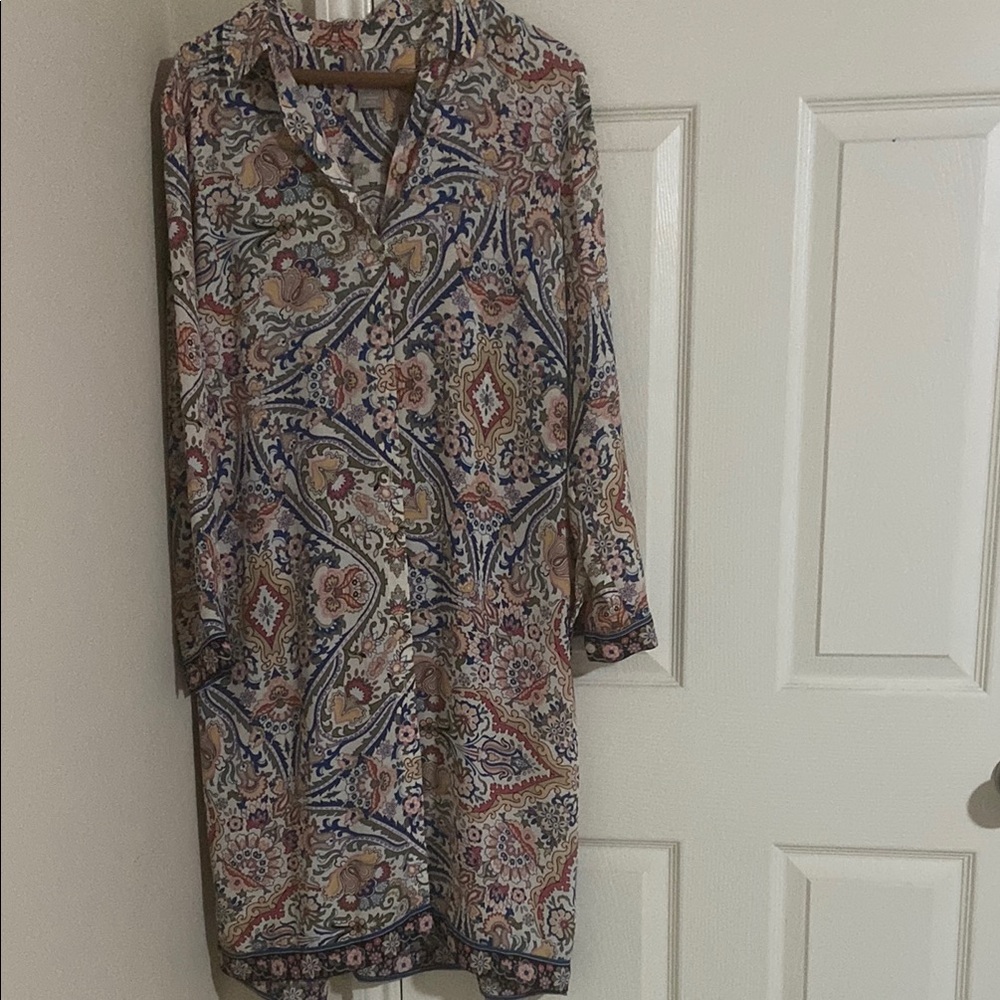 Chico's Blue Tan Buttoned Long Sleeve V-Neck Dress
